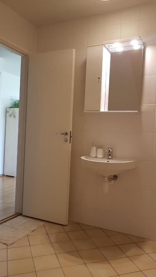 Juuli Apartament Kuressaare Ngoại thất bức ảnh