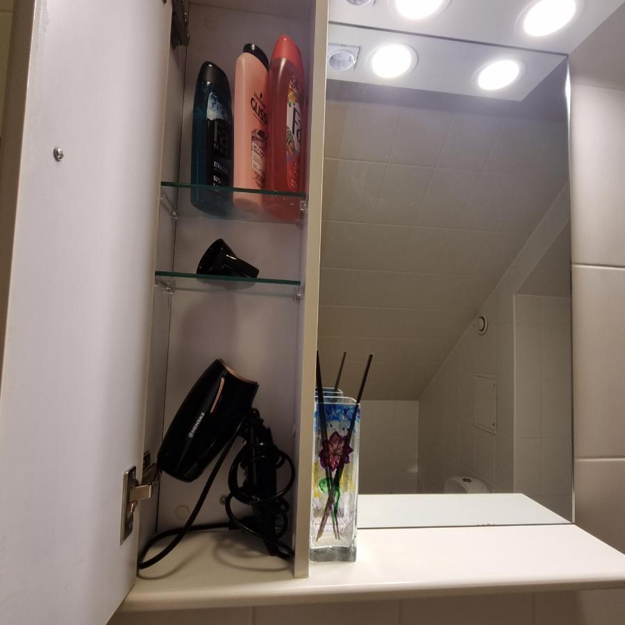 Juuli Apartament Kuressaare Ngoại thất bức ảnh