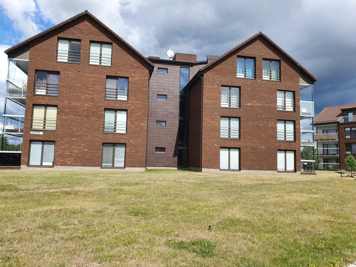 Juuli Apartament Kuressaare Ngoại thất bức ảnh